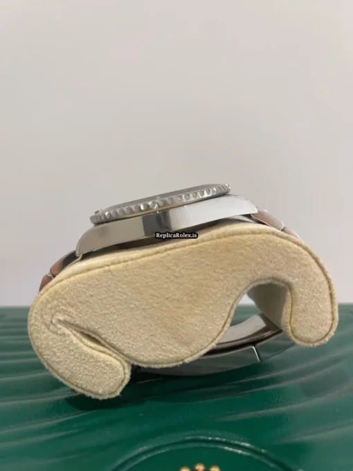 Exquisite Replica Rolex Submariner 114060 Caliber 3130 Automatic Movement 40mm Steel Case Mens/unisex Watch - Image 2