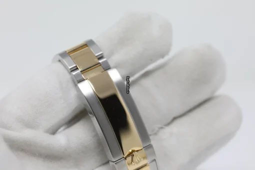Excellent Replica Rolex Submariner Date 116613lb Caliber 3135 Automatic Movement 40mm Gold/steel Case Mens/unisex Watch - Image 11