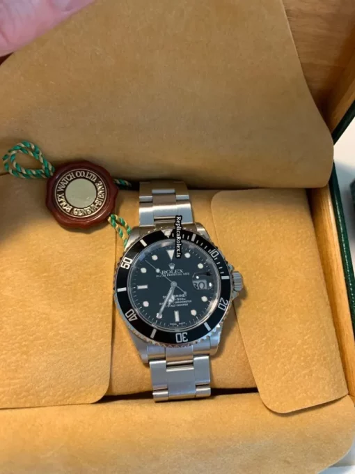 Lovely Fakes Rolex Submariner Date 16610 Caliber 3135 Automatic Movement 40mm Steel Case Mens/unisex Watch - Image 10