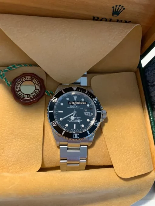 Lovely Fakes Rolex Submariner Date 16610 Caliber 3135 Automatic Movement 40mm Steel Case Mens/unisex Watch - Image 11