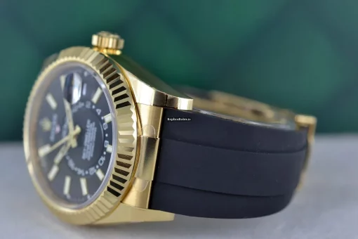 Incredible Fake Rolex Sky-dweller 326238 Caliber 9001 Automatic Movement 42mm Yellow Gold Case Mens/unisex Watch - Image 4