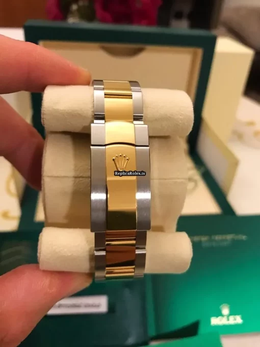 Amazing Replica Rolex Datejust 126333 Caliber 3235 Automatic Movement 41mm Gold/steel Case Mens/unisex Watch - Image 4