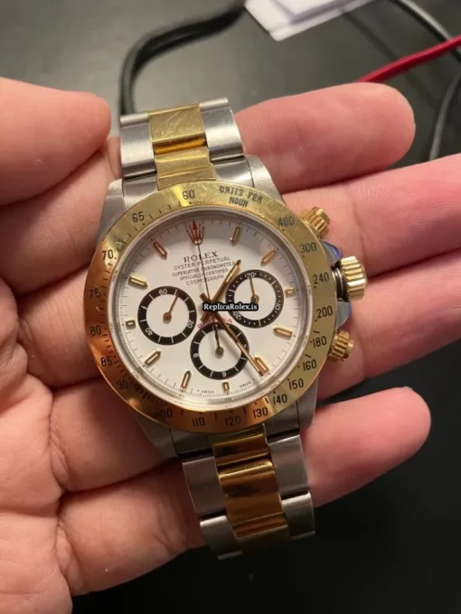 Attractive Fakes Rolex Daytona 16523 Caliber 4030 Automatic Movement 40mm Gold/steel Case Mens/unisex Watch - Image 11