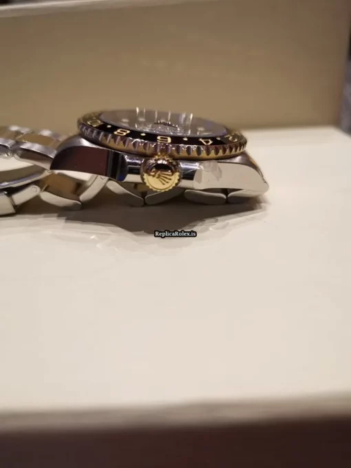 Swiss Replica Rolex Gmt-master II 116713ln Caliber 3186 Automatic Movement 40mm Gold/steel Case Mens/unisex Watch - Image 9