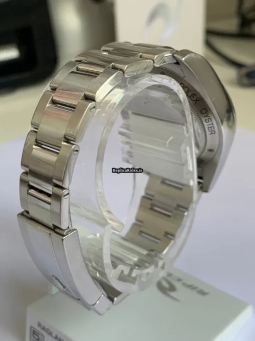 Attractive Replicas Rolex Milgauss 116400 Caliber 3131 Automatic Movement 40mm Steel Case Mens/unisex Watch - Image 2