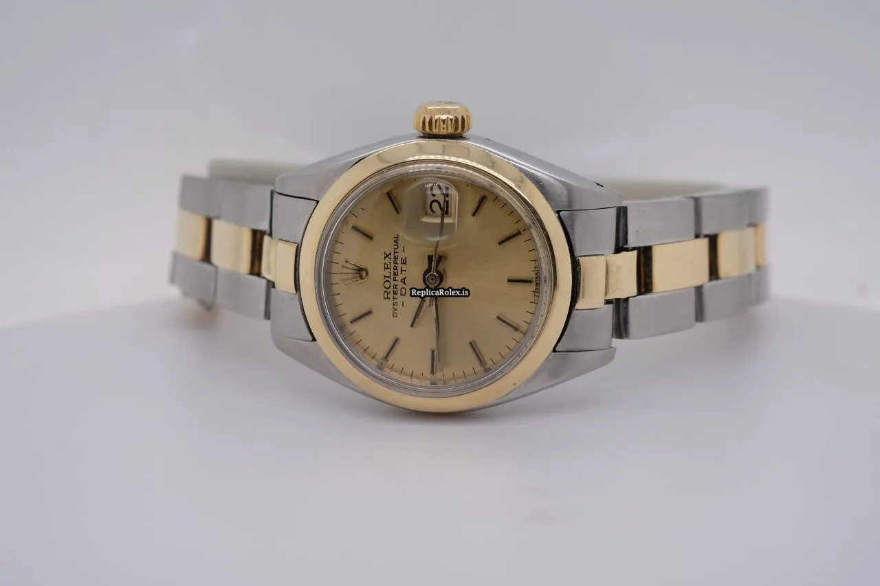 Discount Replica Rolex Oyster Perpetual Lady Date 6916 Caliber 2035 Automatic Movement 26mm Steel Case Womens Watch