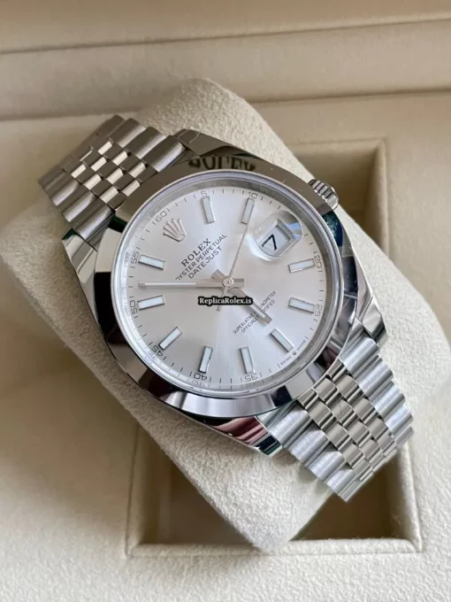 Well Made Fake Rolex Datejust 126300 Caliber 3235 Automatic Movement 41x48mm Steel Case Mens/unisex Watch