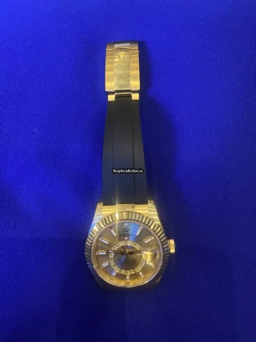 Aaa Fake Rolex Sky-dweller 326238-0007 Caliber 9001 Automatic Movement 42mm Yellow Gold Case Mens/unisex Watch - Image 3