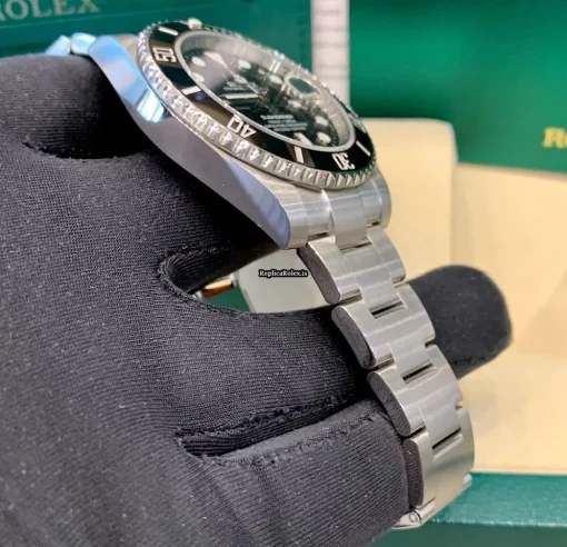 Quality Replica Rolex Submariner Date 116610ln Caliber 3135 Automatic Movement 40mm Steel Case Mens/unisex Watch - Image 2