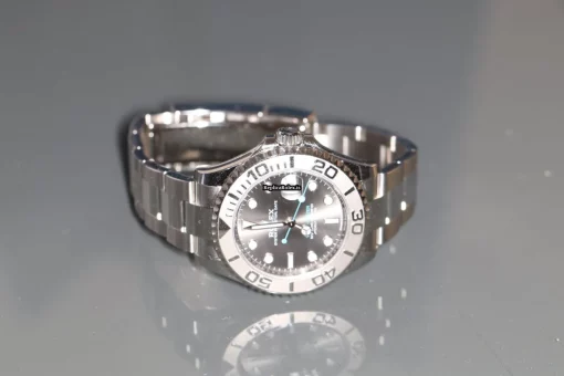 Fantastic Replica Rolex Yacht-master 37 268622 Caliber 2236 Automatic Movement 37mm Steel Case Mens/unisex Watch - Image 3