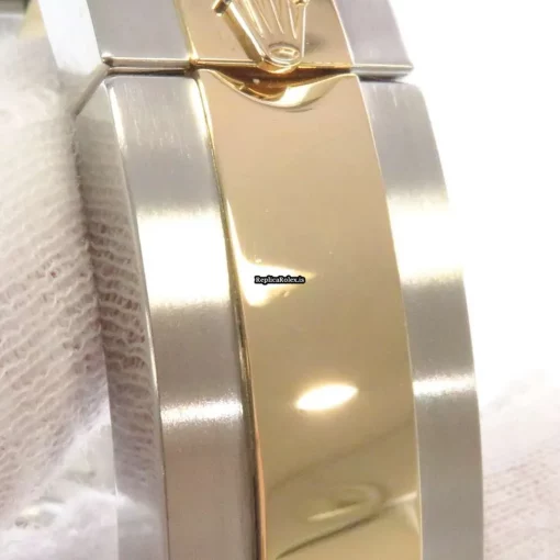 Distinctive Replica Rolex Submariner Date 116613ln Caliber 3135 Automatic Movement 40mm Gold/steel Case Mens/unisex Watch - Image 10