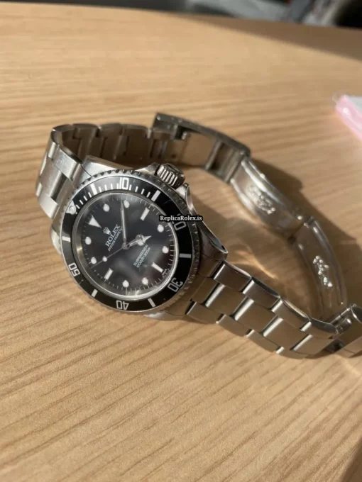Distinctive Fake Rolex Submariner 14060m Caliber 3130 Automatic Movement 40mm Steel Case Mens/unisex Watch - Image 3