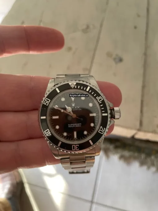 Distinctive Fake Rolex Submariner 14060m Caliber 3130 Automatic Movement 40mm Steel Case Mens/unisex Watch - Image 6
