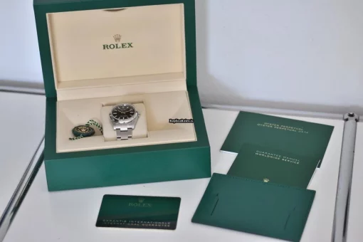 Discount Replica Rolex Oyster Perpetual 34 124200 Automatic Movement 34mm Steel Case Mens/unisex Watch - Image 9