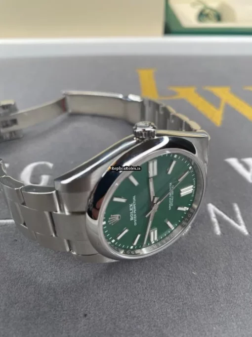 Luxury Replica Rolex Oyster Perpetual 124300 Caliber 3230 Automatic Movement 41mm Steel Case Mens/unisex Watch - Image 4