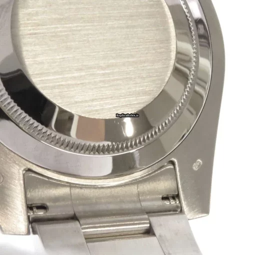 Affordable Replica Rolex Submariner Date 116619glb Caliber 3135 Automatic Movement 40mm White Gold Case Mens/unisex Watch - Image 9