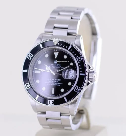 Fabulous Fake Rolex Submariner Date 16610 Caliber 3135 Automatic Movement 40mm Steel Case Mens/unisex Watch - Image 3