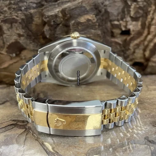 Great Copy Rolex Datejust 126303 Automatic Movement 41mm Gold/steel Case Watch - Image 5