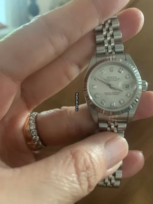 Amazing Replica Rolex Lady-datejust 179174 Caliber 2235 Automatic Movement 26mm Steel Case Womens Watch - Image 10