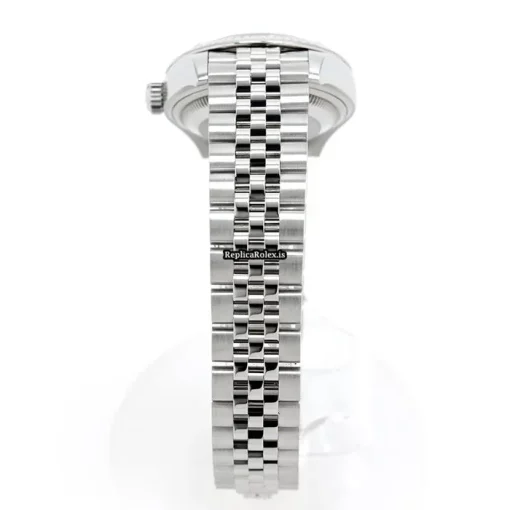 Superb Fake Rolex Lady-datejust 28 Caliber 2236 Automatic Movement 28mm Gold/steel Case Watch - Image 11