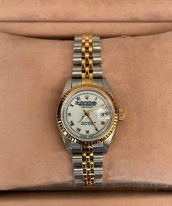 Fine Replica Rolex Oyster Perpetual Lady Date 69163 Caliber 2135 Automatic Movement 26mm Gold/steel Case Womens Watch