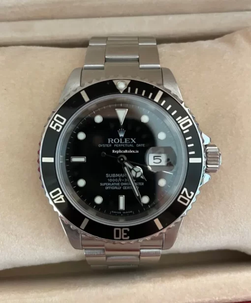 Incredible Replica Rolex Submariner Date 16610 Caliber 3135 Automatic Movement 40mm Steel Case Mens/unisex Watch - Image 6