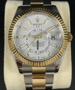 Durable Replicas Rolex Sky-dweller 326933 Caliber 9001 Automatic Movement 42mm Gold/steel Case Mens/unisex Watch