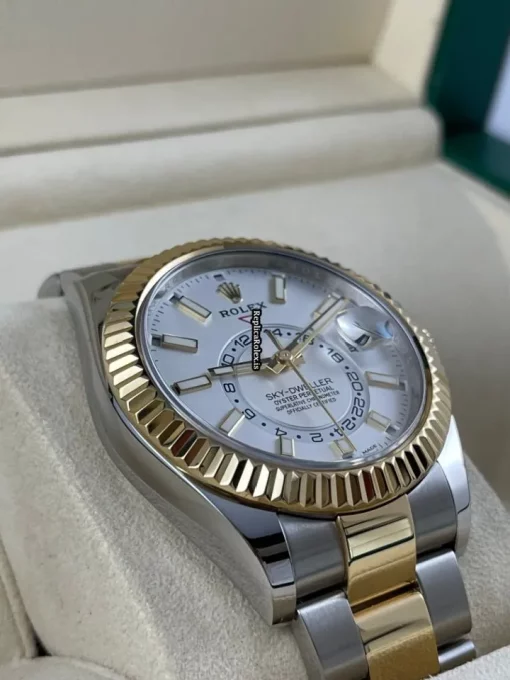 Durable Replicas Rolex Sky-dweller 326933 Caliber 9001 Automatic Movement 42mm Gold/steel Case Mens/unisex Watch - Image 4