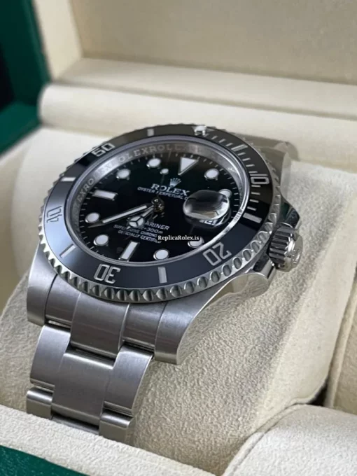 Swiss Replica Rolex Submariner Date 116610ln Caliber 3135 Automatic Movement 40mm Steel Case Mens/unisex Watch - Image 2