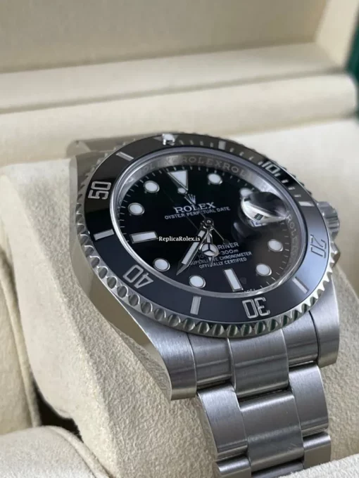 Swiss Replica Rolex Submariner Date 116610ln Caliber 3135 Automatic Movement 40mm Steel Case Mens/unisex Watch - Image 3