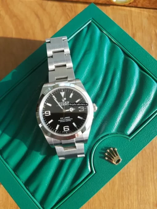 Distinctive Replica Rolex Explorer 214270 Caliber 3132 Automatic Movement 39mm Steel Case Mens/unisex Watch
