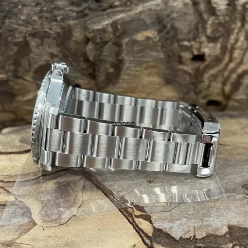 Distinctive Replica Rolex Submariner Date 168000 Automatic Movement 40mm Steel Case Watch - Image 5