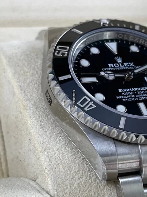 Inexpensive Replica Rolex Submariner Date 116610ln Caliber 3135 Automatic Movement 40mm Steel Case Mens/unisex Watch - Image 5