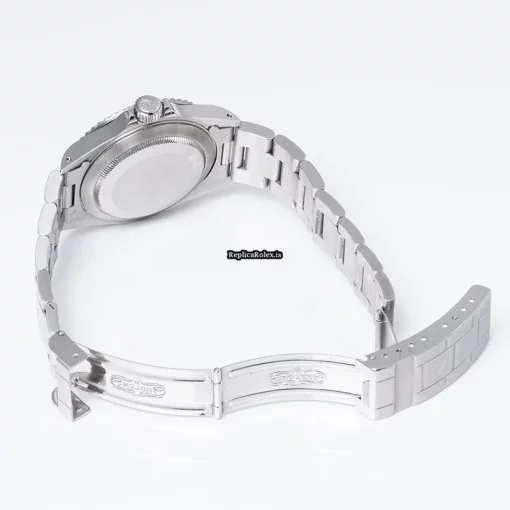 Well Made Replica Rolex Submariner 14060m Automatic Movement 40mm Steel Case Mens/unisex Watch - Image 3