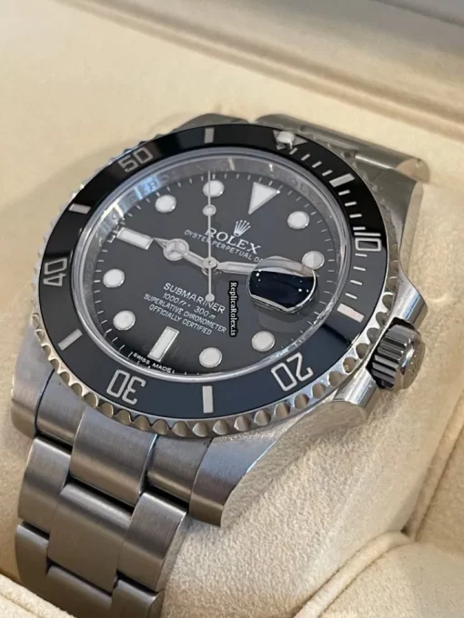 Lovely Replica Rolex Submariner Date 116610ln Caliber 3135 Automatic Movement 40mm Steel Case Mens/unisex Watch - Image 3