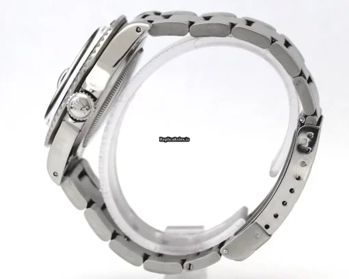 Superb Copies Rolex Submariner Date 1680 Caliber 1570 Automatic Movement 40mm Steel Case Mens/unisex Watch - Image 10