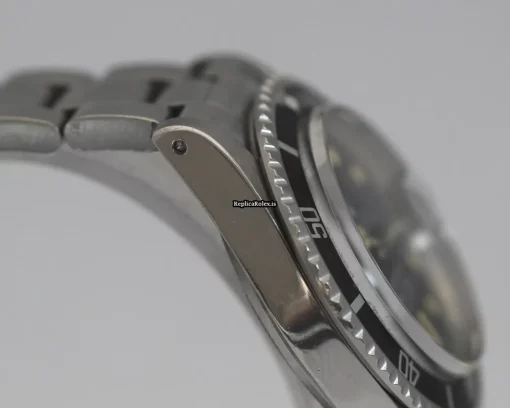 Superb Copies Rolex Submariner Date 1680 Caliber 1570 Automatic Movement 40mm Steel Case Mens/unisex Watch - Image 6