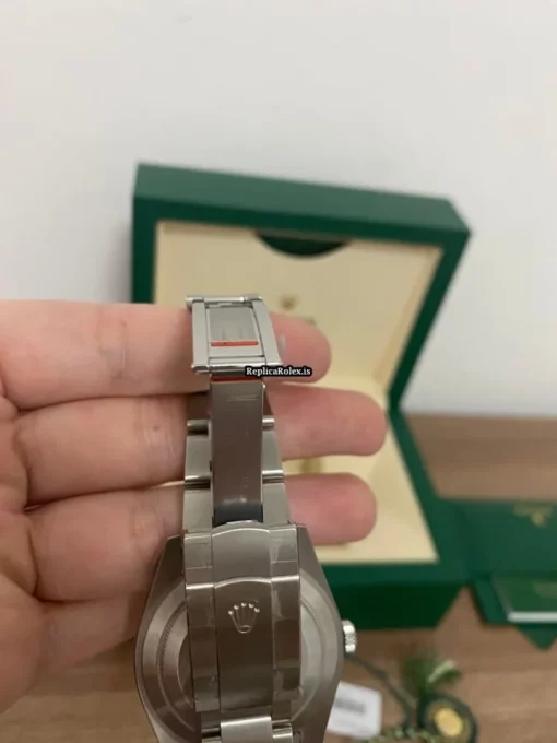 Fine Replica Rolex Oyster Perpetual 39 114300 Caliber 3132 Automatic Movement 39mm Steel Case Mens/unisex Watch - Image 5