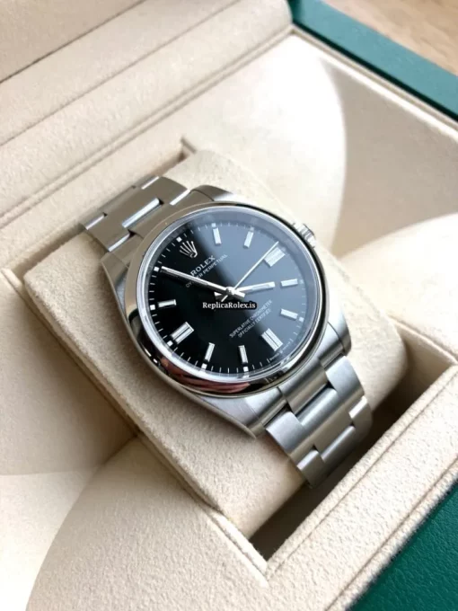 Well Made Replica Rolex Oyster Perpetual 36 126000 Caliber 3230 Automatic Movement 36mm Steel Case Mens/unisex Watch