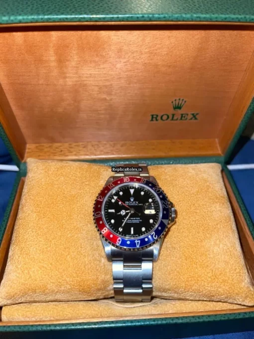 Remarkable Replica Rolex Gmt-master 16700 Caliber 3175 Automatic Movement 40mm Steel Case Mens/unisex Watch