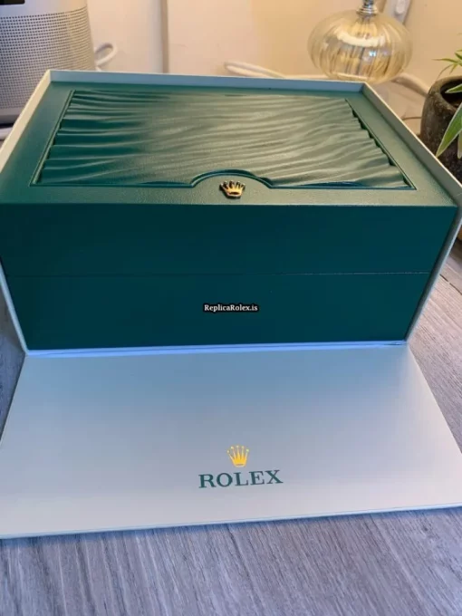 Reliable Fake Rolex Sky-dweller 326135 Caliber 9001 Automatic Movement 42mm Rose Gold Case Mens/unisex Watch - Image 6