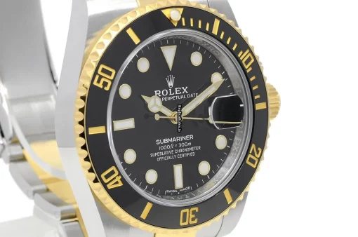 Nice Replica Rolex Submariner Date 116613ln Caliber 3135 Automatic Movement 40mm Gold/steel Case Mens/unisex Watch - Image 3