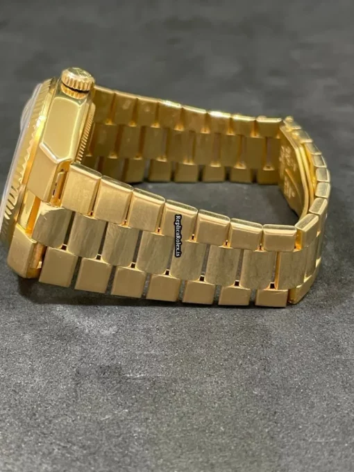 Nice Copy Rolex Day-date Oysterquartz 19018 Caliber 5055 Quartz Movement 36mm Yellow Gold Case Mens/unisex Watch - Image 4