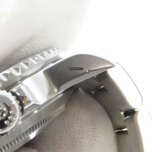 Mind-boggling Imitation Rolex Submariner Date 16610 Caliber 3135 Automatic Movement 40mm Steel Case Mens/unisex Watch - Image 7