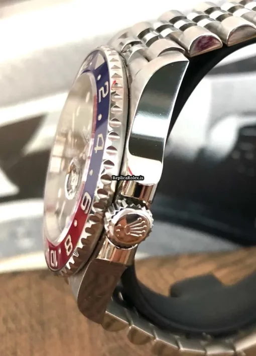 High-end Replica Rolex Gmt-master II 126710blro Caliber 3285 Automatic Movement 40mm Steel Case Mens/unisex Watch - Image 6