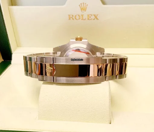 Swiss Fake Rolex Submariner Date 116613lb Caliber 3135 Automatic Movement 40mm Gold/steel Case Mens/unisex Watch - Image 5